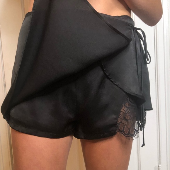 Skort - Picture 2 of 4